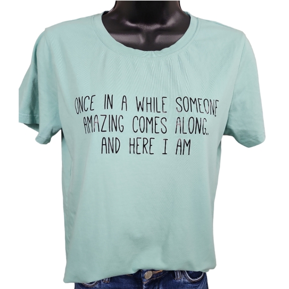 Someone Amazing Graphic Tee - Picture 3 of 6